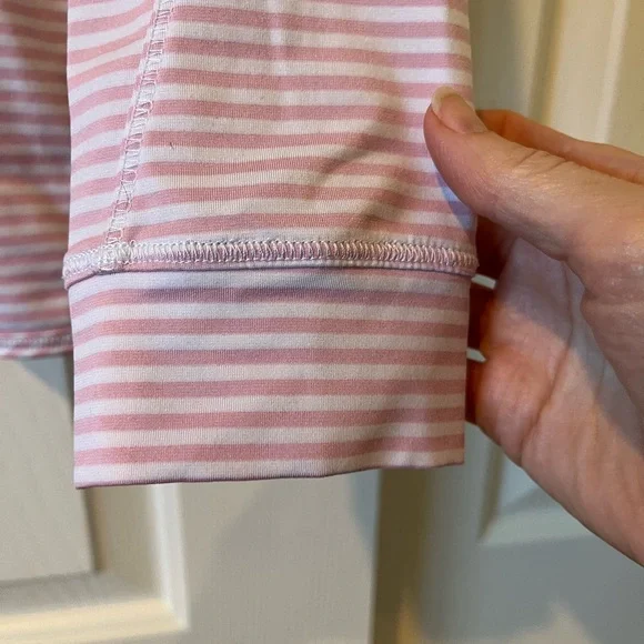 Vineyard Vines Women’s Performance Sankaty Shep
Pink Striped Shirt Size XS - Picture 5 of 12